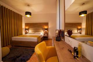 Гостевой дом Guest House Pasha Улцинь Стандартный двухместный номер с балконом и видом на сад-14